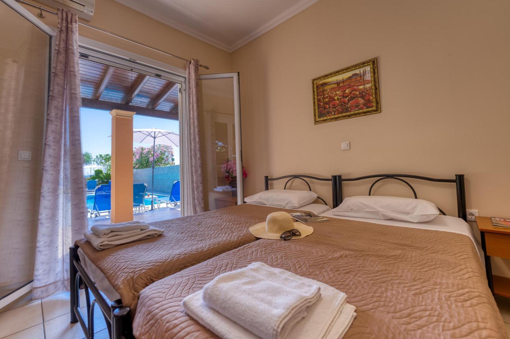 Villa Angela Ágios Matthaíos Esterno foto