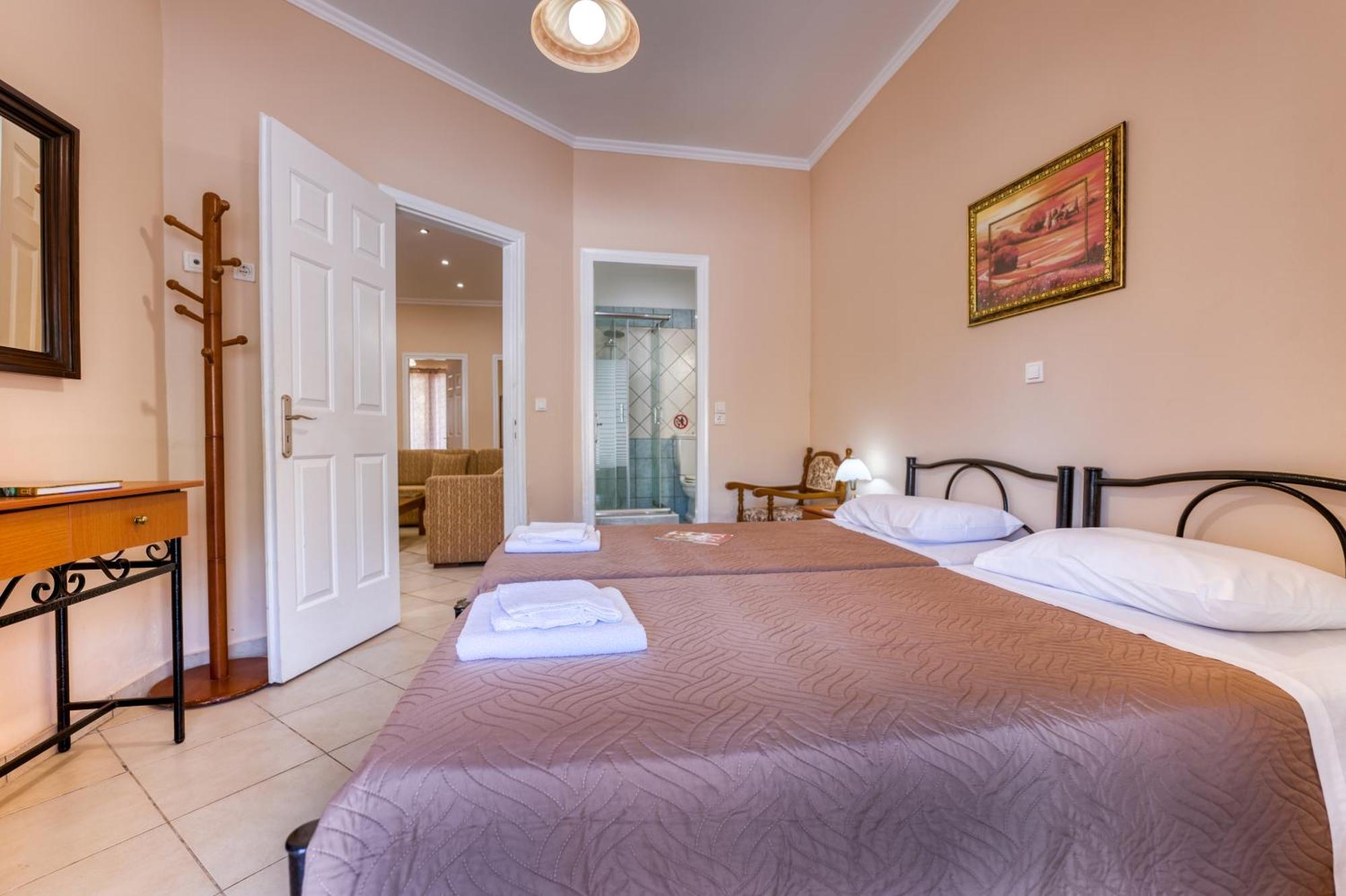 Villa Angela Ágios Matthaíos Esterno foto