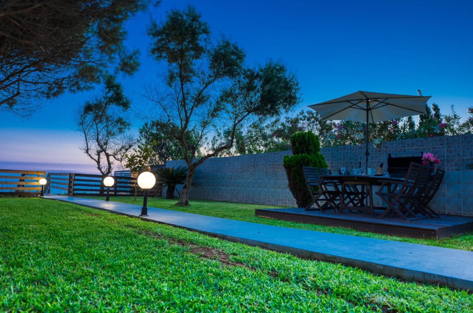 Villa Angela Ágios Matthaíos Esterno foto