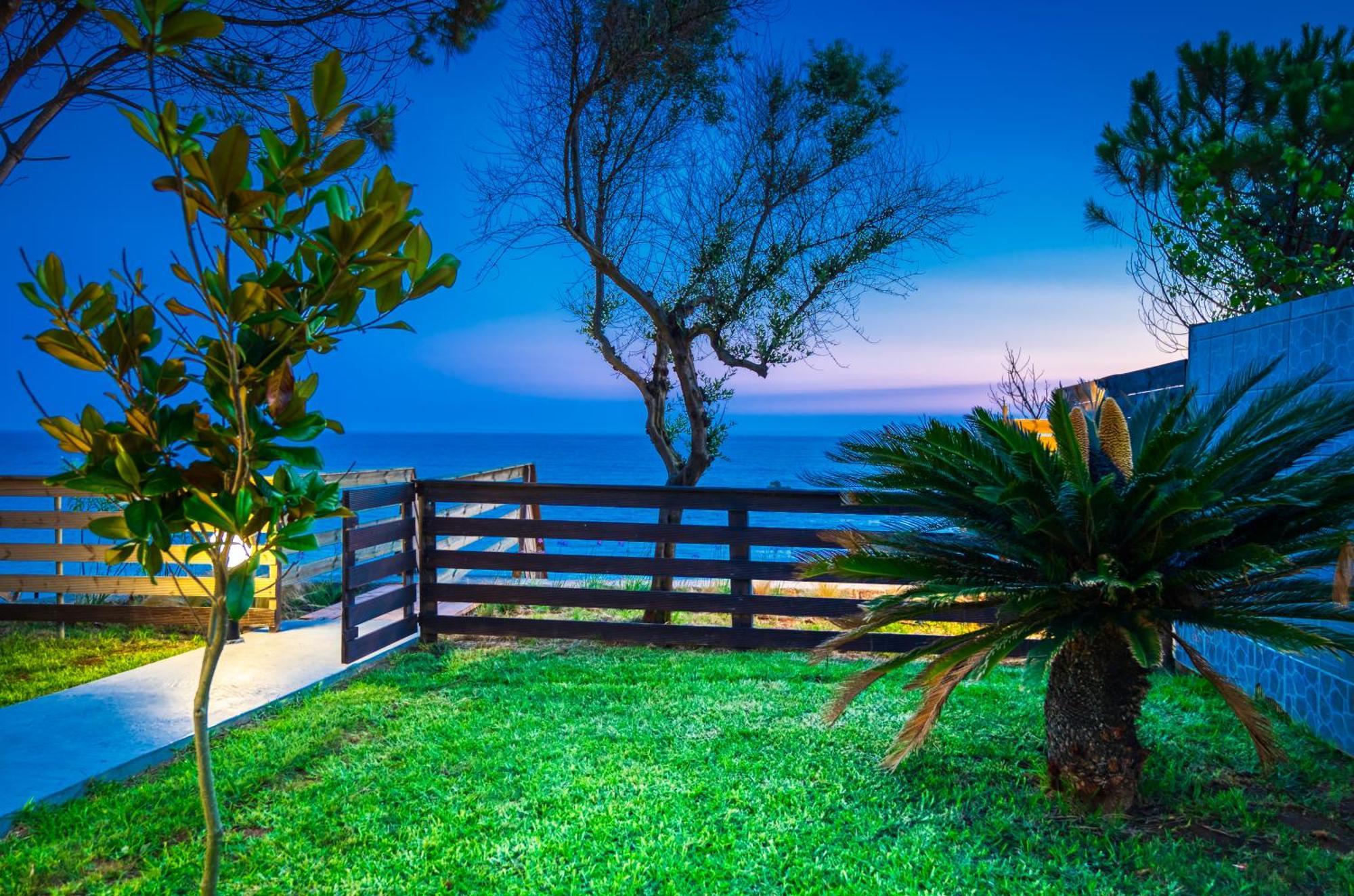 Villa Angela Ágios Matthaíos Esterno foto