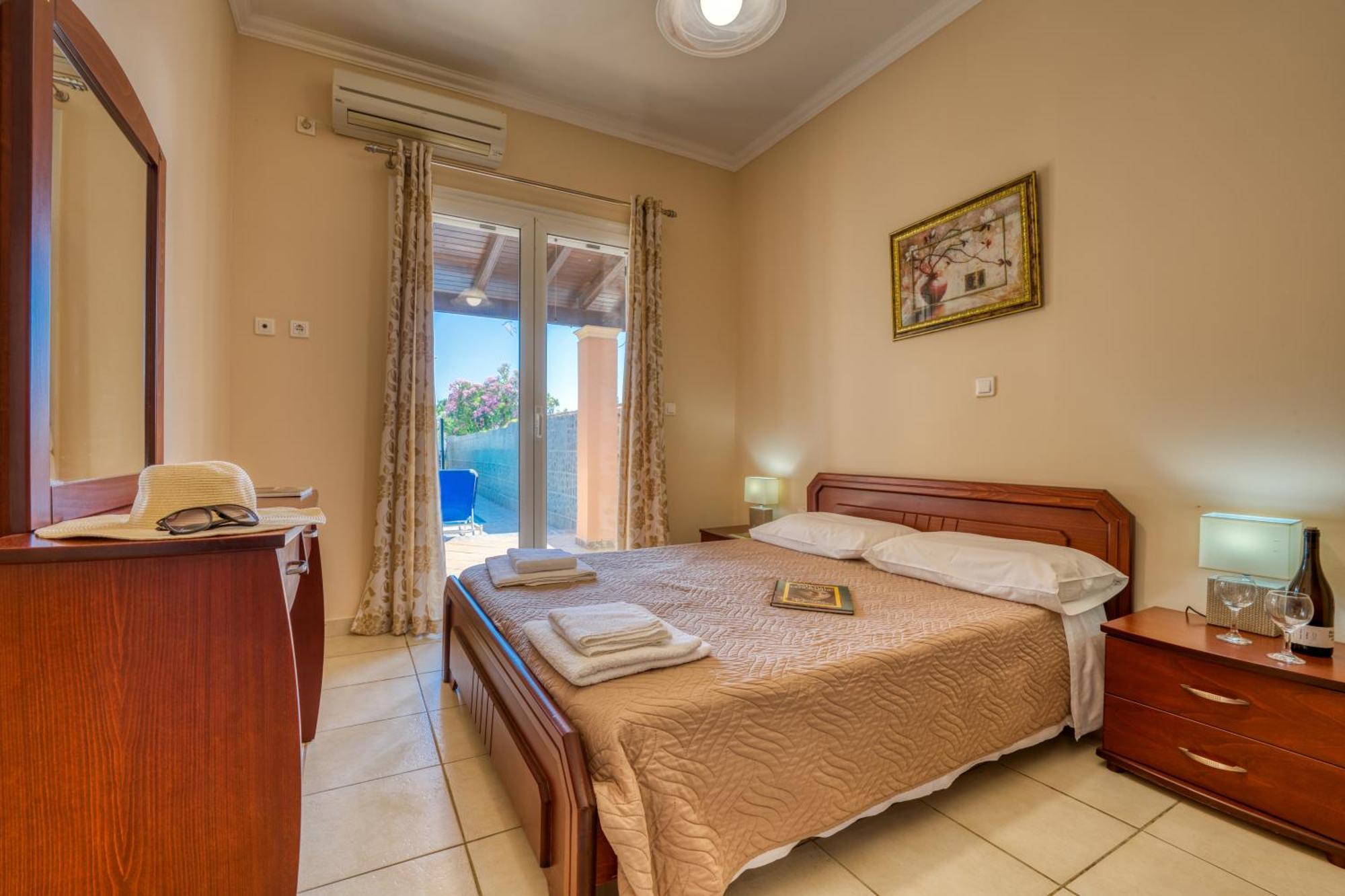 Villa Angela Ágios Matthaíos Esterno foto