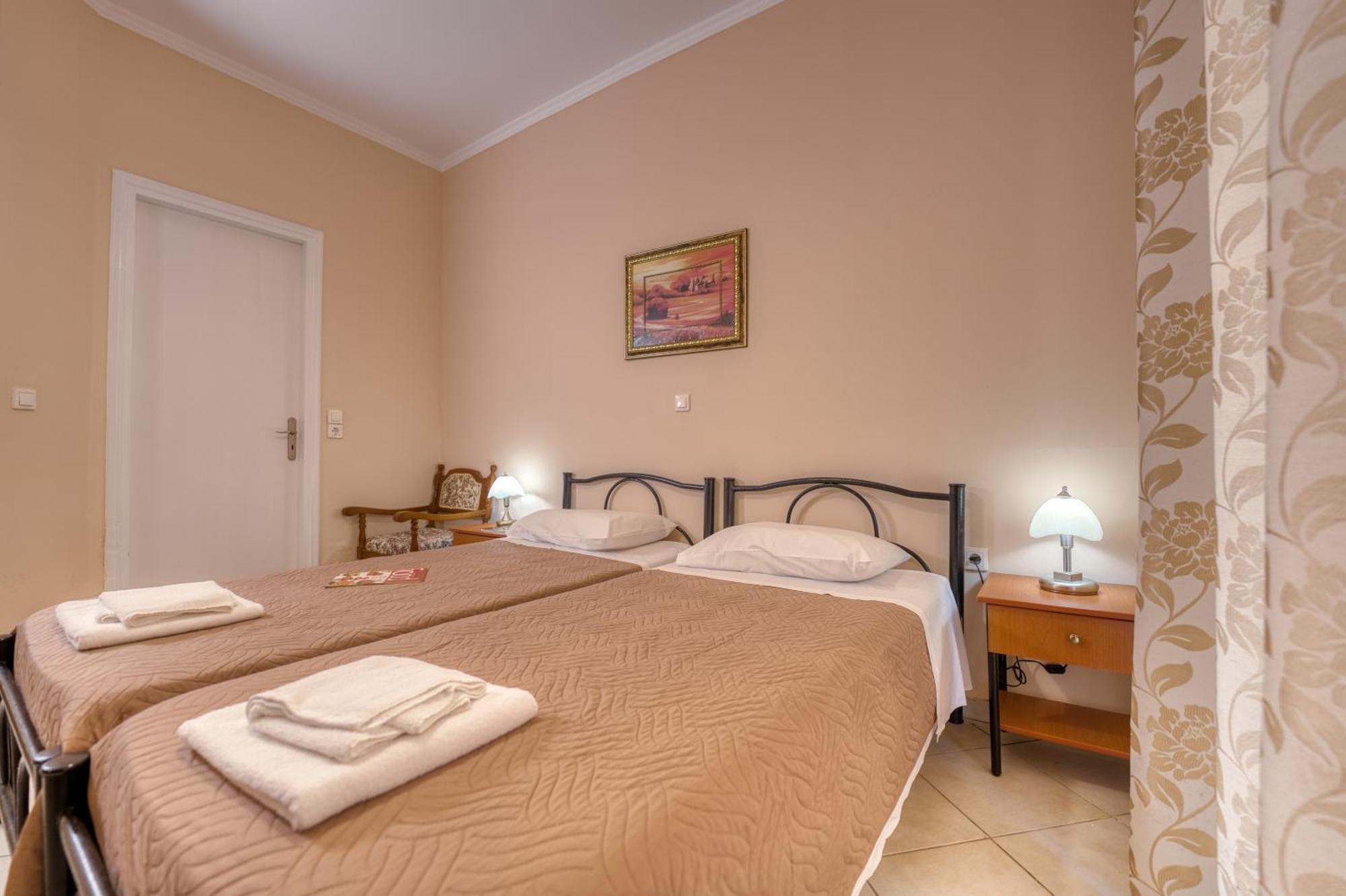 Villa Angela Ágios Matthaíos Esterno foto